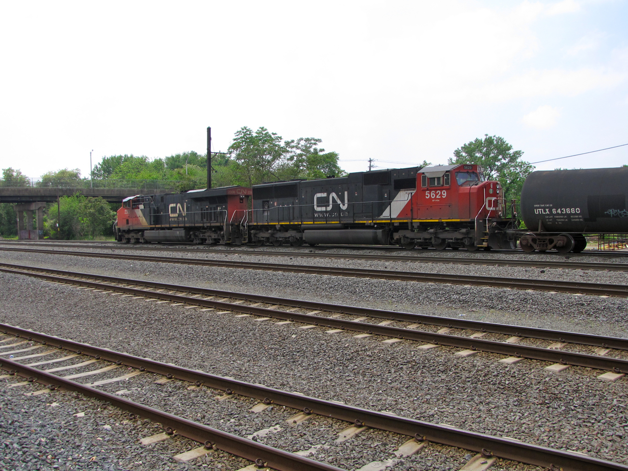 CN 5629 and 2308